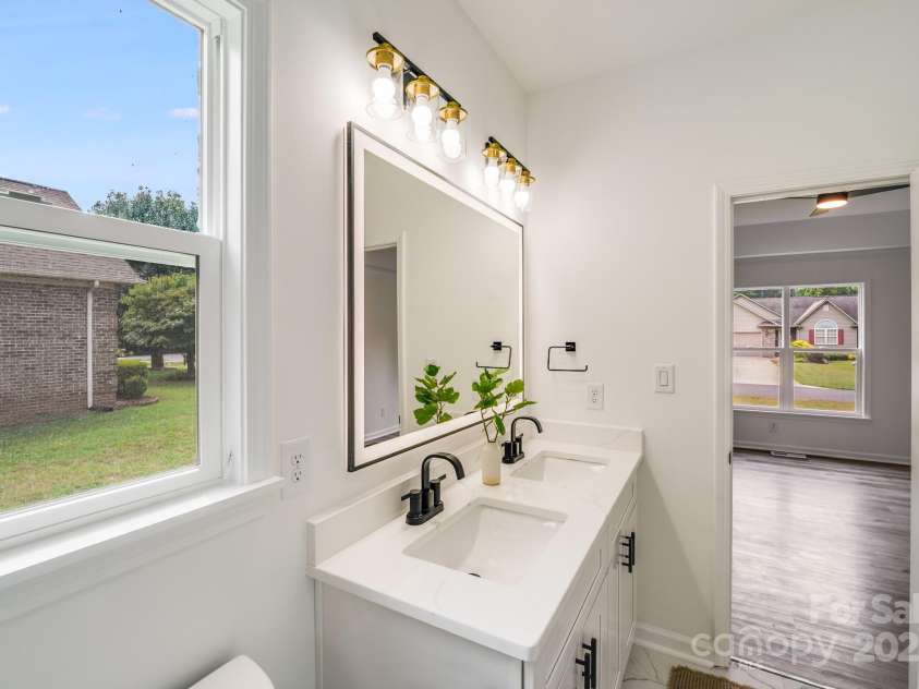 144 Walking Horse Run, Stanley, NC 28164.  MLS# CAR4288143, YatesRealty ID 34517. 