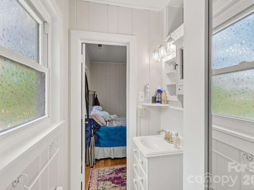 629 Bailey Street, Mars Hill, NC 28754.  MLS# CAR4397474, YatesRealty ID 34517. 