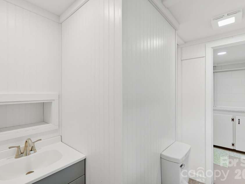 629 Bailey Street, Mars Hill, NC 28754.  MLS# CAR4397474, YatesRealty ID 34517. 