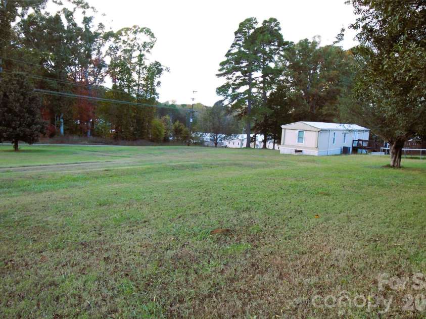 2327 Rufus Ratchford Road, Gastonia, NC 28056.  MLS# CAR4393506, YatesRealty ID 34518. 