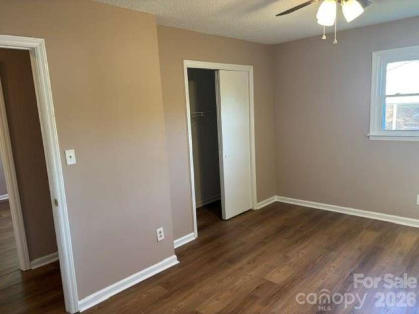 2327 Rufus Ratchford Road, Gastonia, NC 28056.  MLS# CAR4393506, YatesRealty ID 34518. 