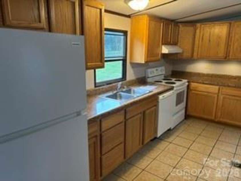 2327 Rufus Ratchford Road, Gastonia, NC 28056.  MLS# CAR4393506, YatesRealty ID 34518. 