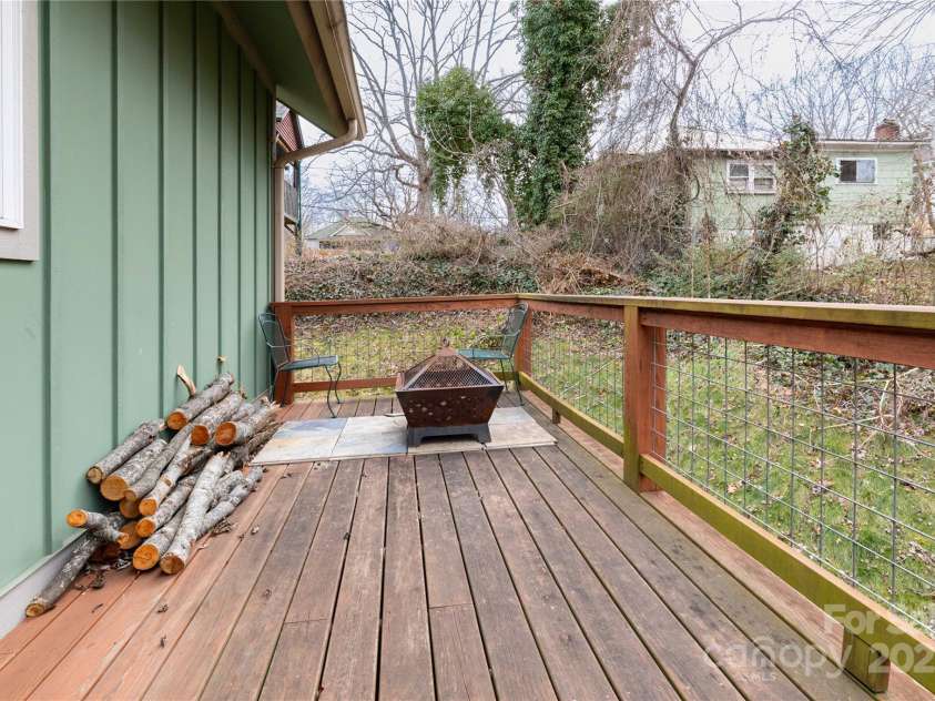 210 State Street, Asheville, NC 28806.  MLS# CAR4218309, YatesRealty ID 3452. Front deck.