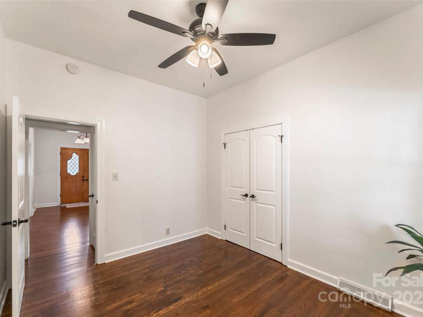 302 White Street, Morganton, NC 28655.  MLS# CAR4271215, YatesRealty ID 3452. 