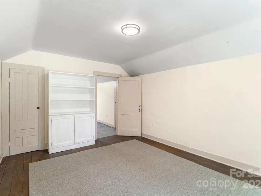 302 White Street, Morganton, NC 28655.  MLS# CAR4271215, YatesRealty ID 3452. 