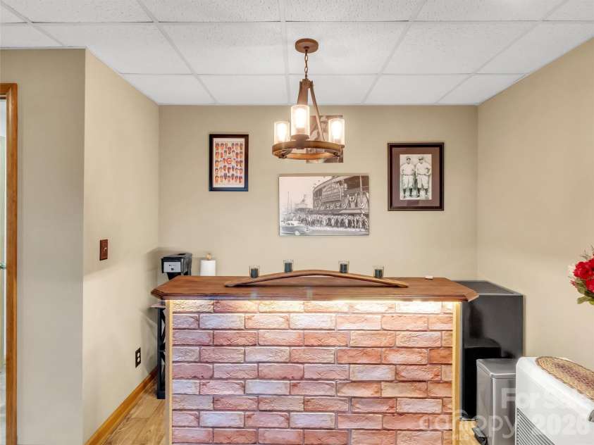 346 Wendy Way, Clyde, NC 28721.  MLS# CAR4289495, YatesRealty ID 3452. 