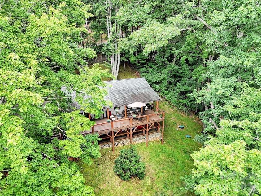 346 Wendy Way, Clyde, NC 28721.  MLS# CAR4289495, YatesRealty ID 3452. 
