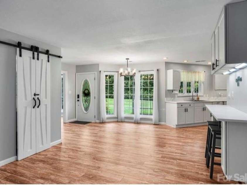 109 Meadow Run, Asheville, NC 28806.  MLS# CAR4259730, YatesRealty ID 34520. Kitchen-Dining-Pantry