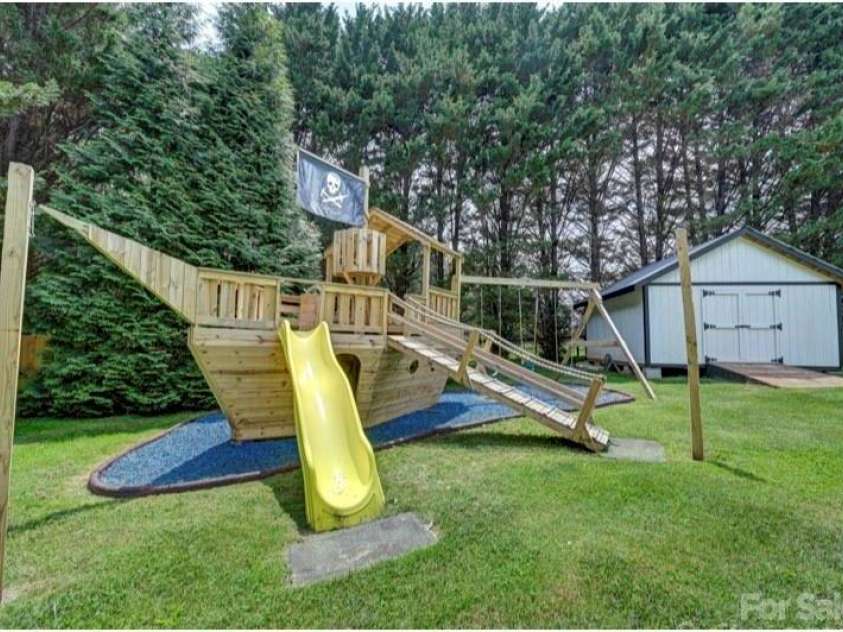 109 Meadow Run, Asheville, NC 28806.  MLS# CAR4259730, YatesRealty ID 34520. Pirate Ship