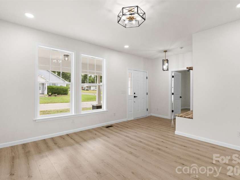 1242 Flint Hill Street, Rock Hill, SC 29730.  MLS# CAR4396295, YatesRealty ID 34521. 