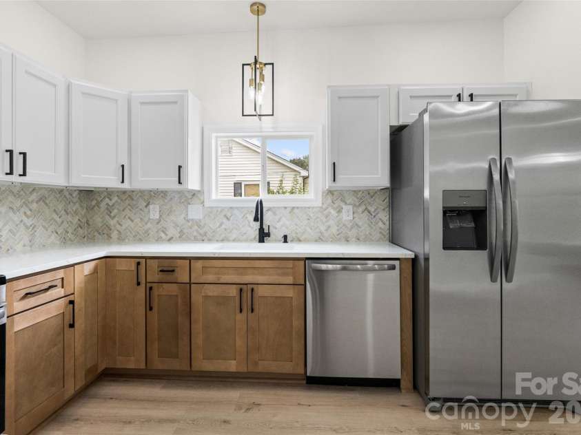 1242 Flint Hill Street, Rock Hill, SC 29730.  MLS# CAR4396295, YatesRealty ID 34521. 