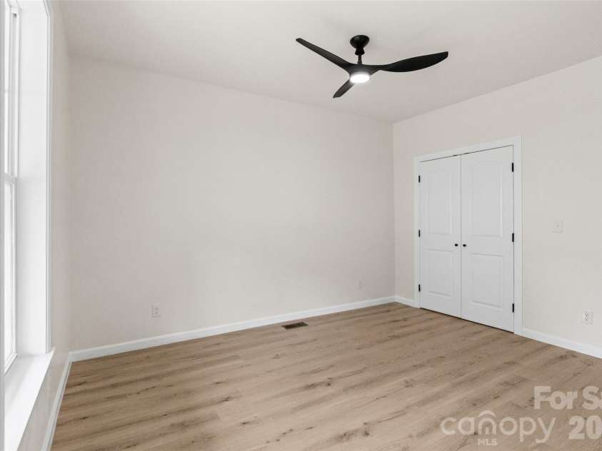 1242 Flint Hill Street, Rock Hill, SC 29730.  MLS# CAR4396295, YatesRealty ID 34521. 