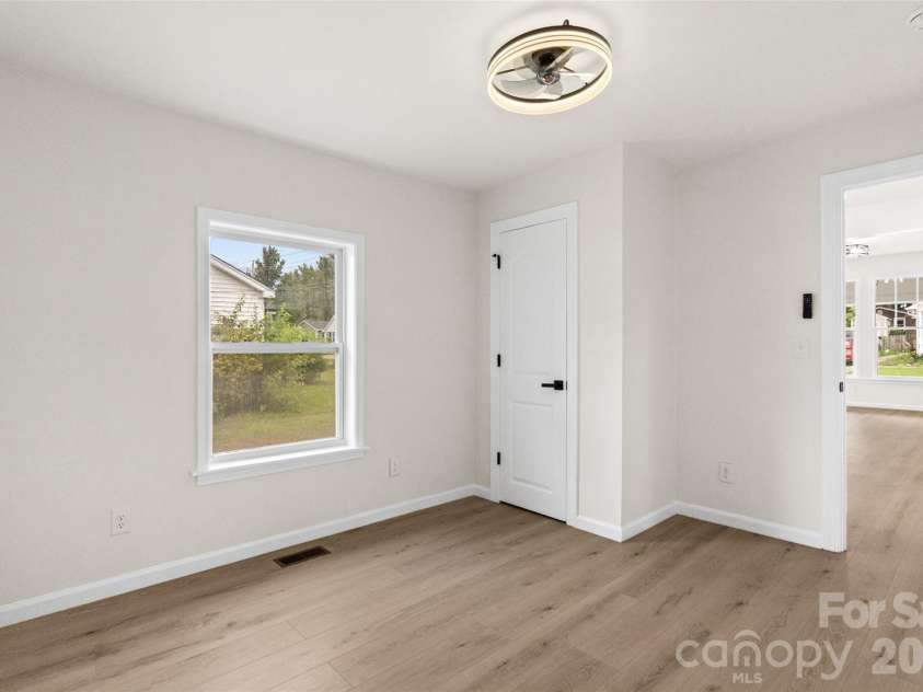 1242 Flint Hill Street, Rock Hill, SC 29730.  MLS# CAR4396295, YatesRealty ID 34521. 