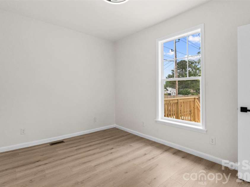 1242 Flint Hill Street, Rock Hill, SC 29730.  MLS# CAR4396295, YatesRealty ID 34521. 