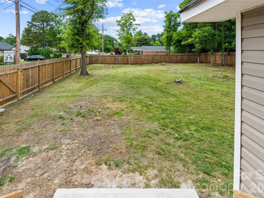 1242 Flint Hill Street, Rock Hill, SC 29730.  MLS# CAR4396295, YatesRealty ID 34521. 