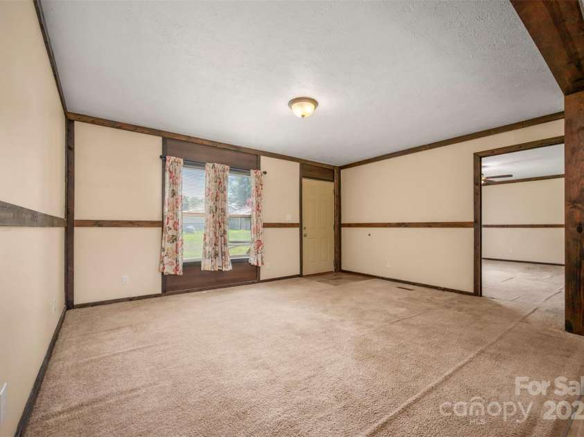 156 Brown Lane, Ellenboro, NC 28040.  MLS# CAR4281281, YatesRealty ID 34522. 