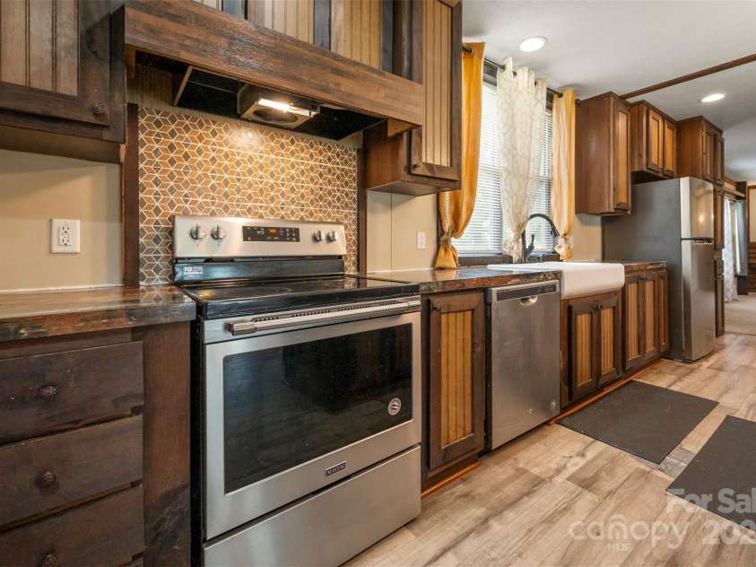 156 Brown Lane, Ellenboro, NC 28040.  MLS# CAR4281281, YatesRealty ID 34522. 