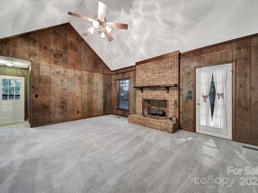 1947 Fairhill Circle, Rock Hill, SC 29732.  MLS# CAR4296363, YatesRealty ID 34523. 