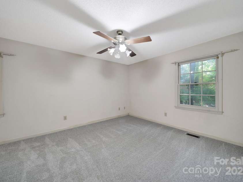 1947 Fairhill Circle, Rock Hill, SC 29732.  MLS# CAR4296363, YatesRealty ID 34523. 