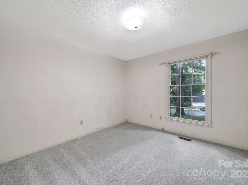 1947 Fairhill Circle, Rock Hill, SC 29732.  MLS# CAR4296363, YatesRealty ID 34523. 