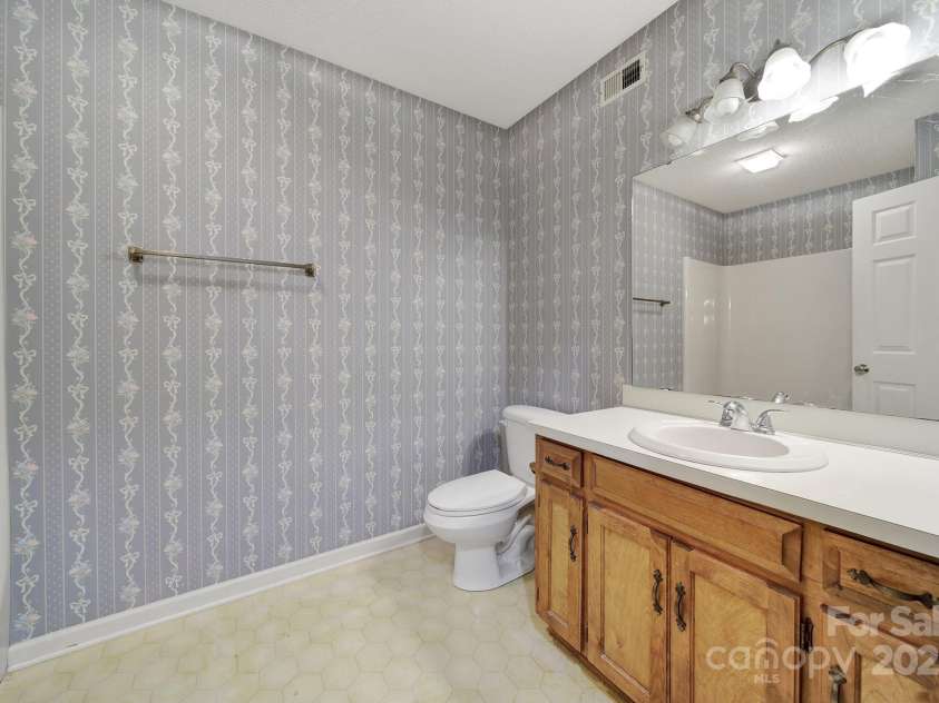 1947 Fairhill Circle, Rock Hill, SC 29732.  MLS# CAR4296363, YatesRealty ID 34523. 