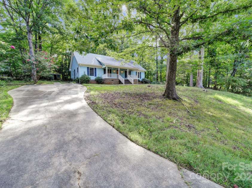 1947 Fairhill Circle, Rock Hill, SC 29732.  MLS# CAR4296363, YatesRealty ID 34523. 