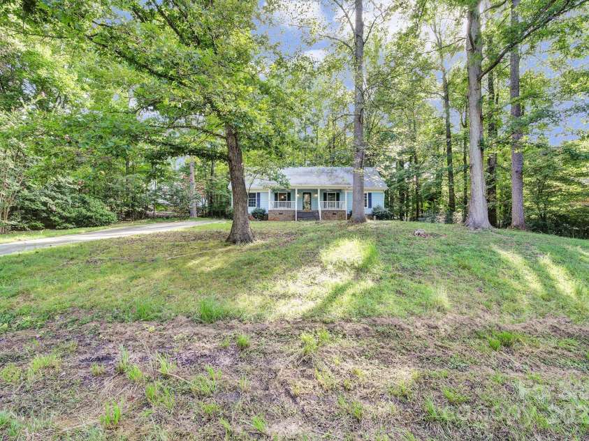 1947 Fairhill Circle, Rock Hill, SC 29732.  MLS# CAR4296363, YatesRealty ID 34523. 