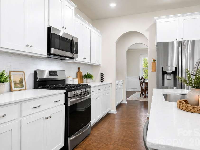 4032 Whipcord Drive, Waxhaw, NC 28173.  MLS# CAR4369759, YatesRealty ID 34523. 