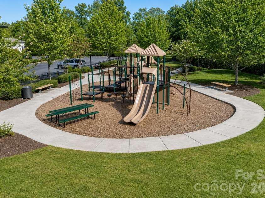 4032 Whipcord Drive, Waxhaw, NC 28173.  MLS# CAR4369759, YatesRealty ID 34523. 
