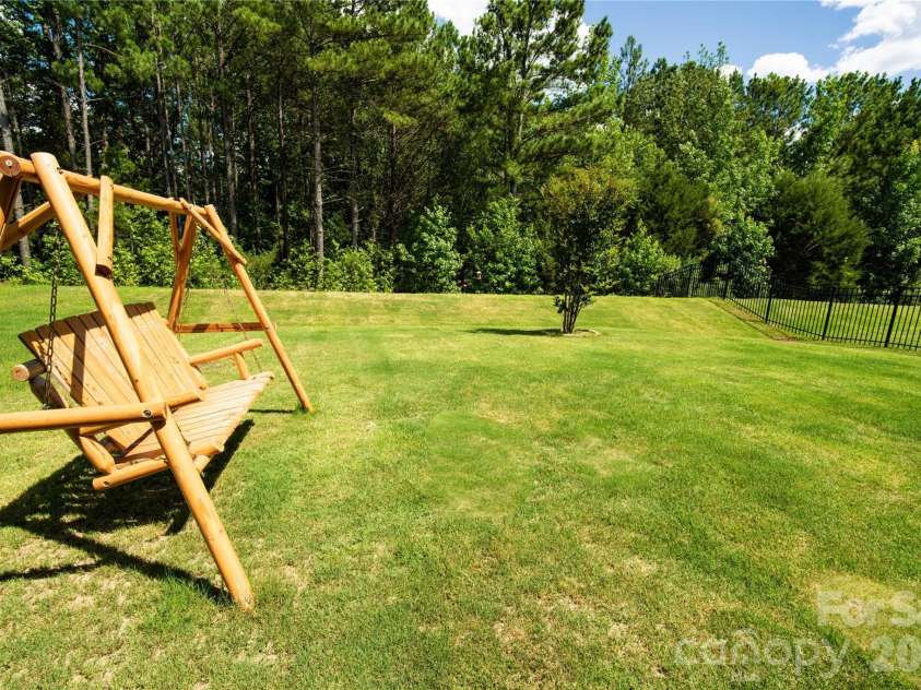 4032 Whipcord Drive, Waxhaw, NC 28173.  MLS# CAR4369759, YatesRealty ID 34523. 
