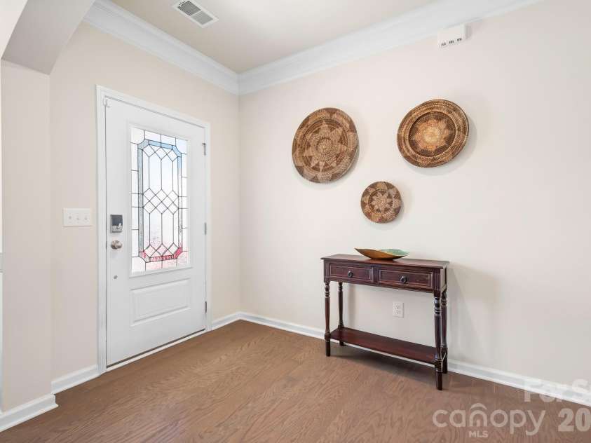 4032 Whipcord Drive, Waxhaw, NC 28173.  MLS# CAR4369759, YatesRealty ID 34523. Entryway