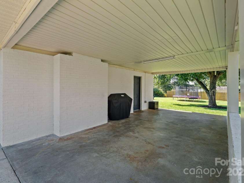 5703 Valley Field Road, Hickory, NC 28602.  MLS# CAR4287842, YatesRealty ID 34524. Oversized carport 