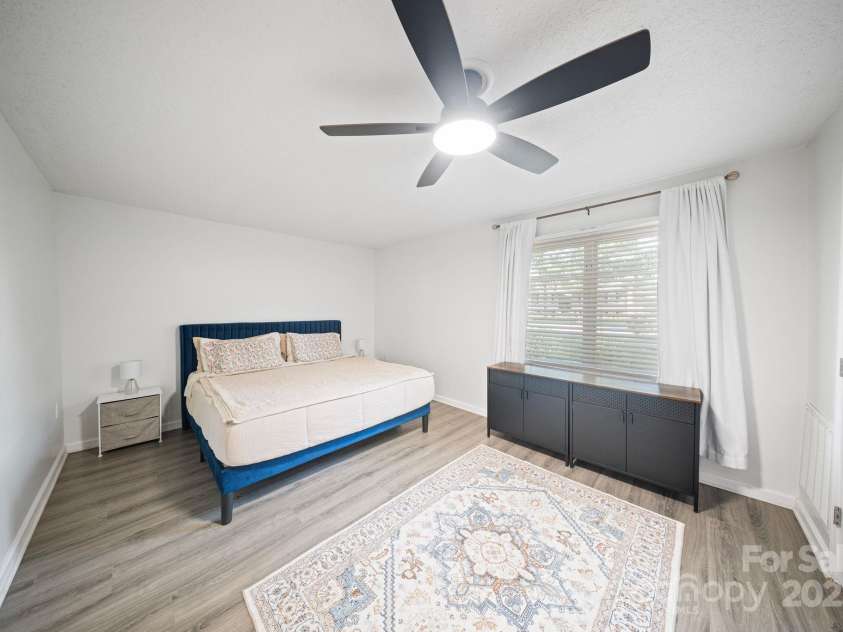 5703 Valley Field Road, Hickory, NC 28602.  MLS# CAR4287842, YatesRealty ID 34524. Primary Bedroom