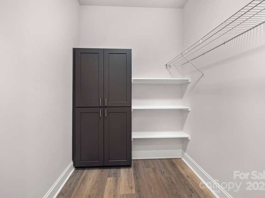 16321 Riverpointe Drive, Charlotte, NC 28278.  MLS# CAR4294866, YatesRealty ID 34525. 