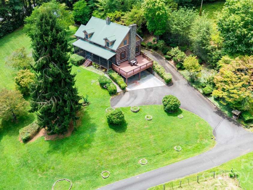 83 Daybreak Ridge, Sylva, NC 28779.  MLS# CAR4290360, YatesRealty ID 34527. 