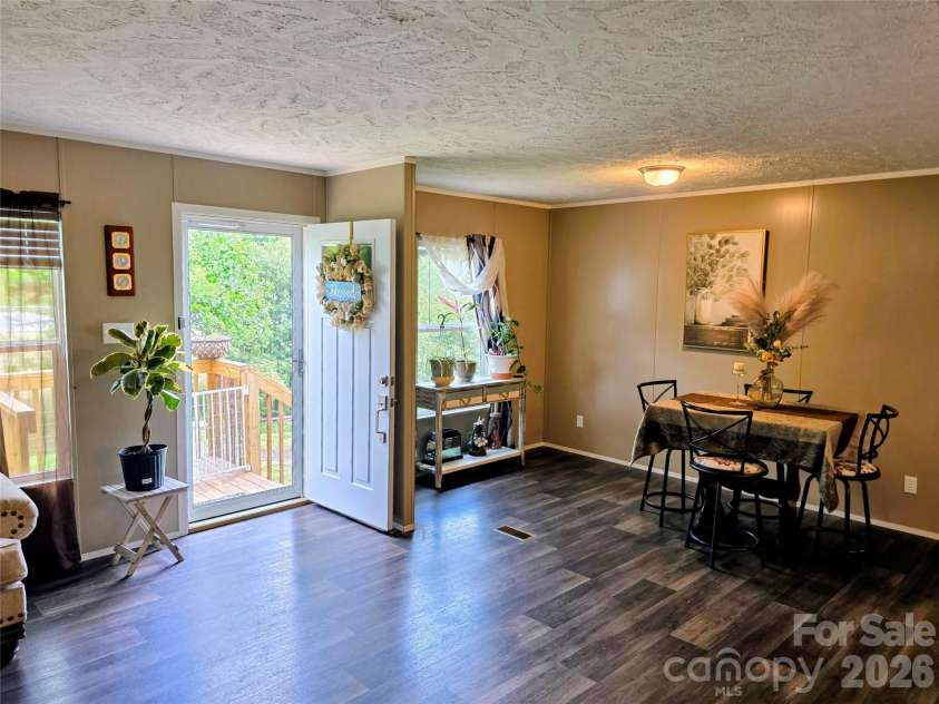 30 Evergreen Road, Burnsville, NC 28714.  MLS# CAR4391106, YatesRealty ID 34529. 