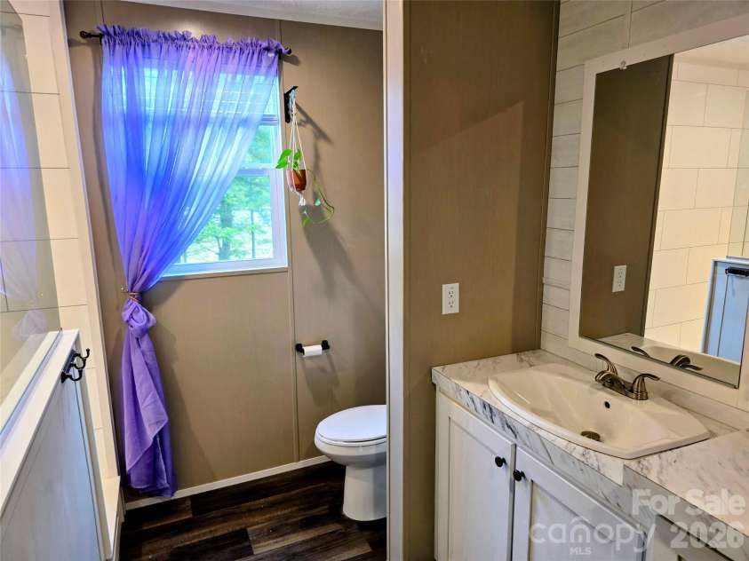 30 Evergreen Road, Burnsville, NC 28714.  MLS# CAR4391106, YatesRealty ID 34529. 
