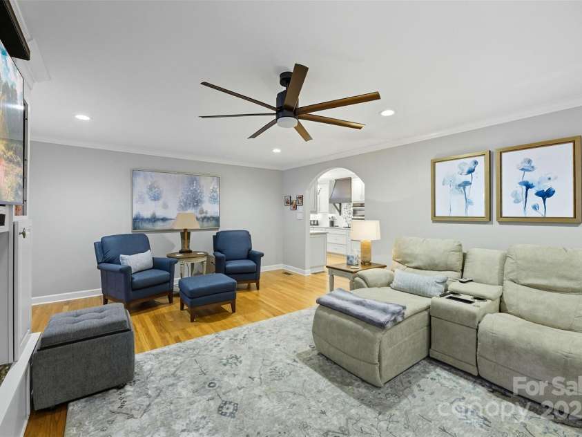 133 Lewis Farm Road, Bessemer City, NC 28016.  MLS# CAR4309644, YatesRealty ID 3453. 