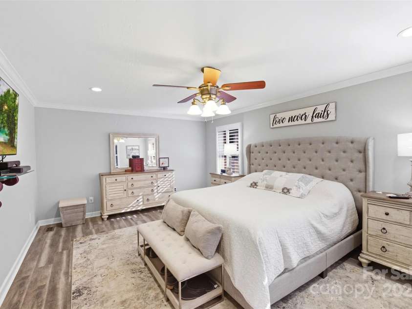 133 Lewis Farm Road, Bessemer City, NC 28016.  MLS# CAR4309644, YatesRealty ID 3453. 