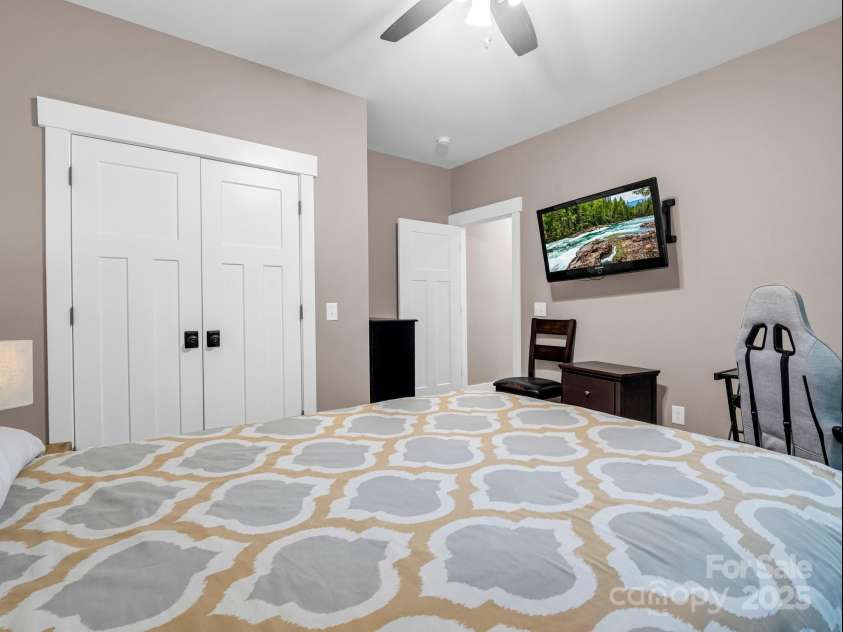 38 Scenic View Drive, Hendersonville, NC 28792.  MLS# CAR4288611, YatesRealty ID 34530. Guest Bedroom #2 (Previously staged, flooring replaced)