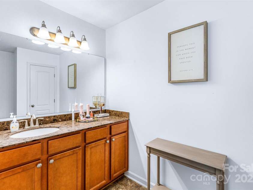 110 Tannin Way, Lexington, NC 27295.  MLS# CAR4282220, YatesRealty ID 34531. 