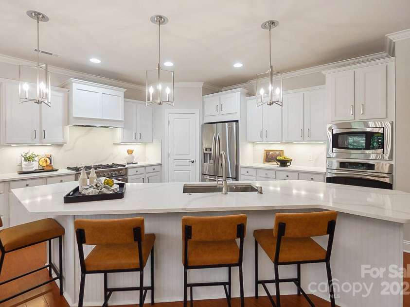 10205 Alouette Drive, Waxhaw, NC 28173.  MLS# CAR4253434, YatesRealty ID 34532. 