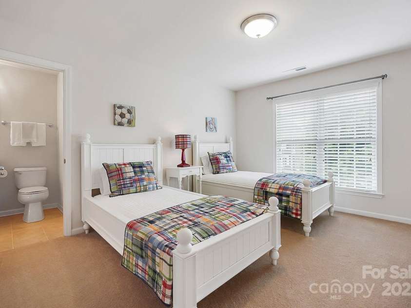 10205 Alouette Drive, Waxhaw, NC 28173.  MLS# CAR4253434, YatesRealty ID 34532. 