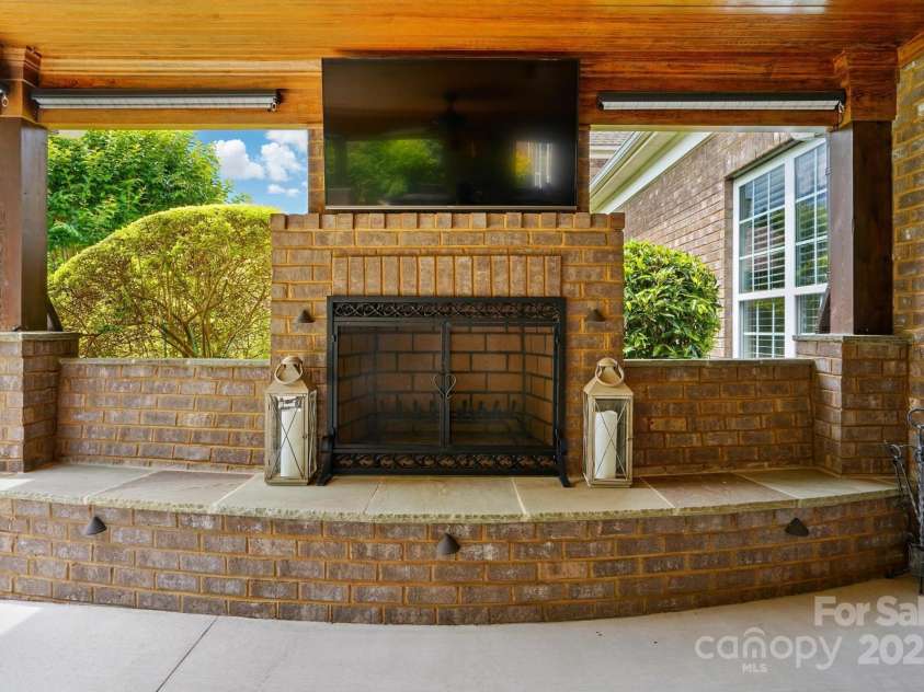 10205 Alouette Drive, Waxhaw, NC 28173.  MLS# CAR4253434, YatesRealty ID 34532. 