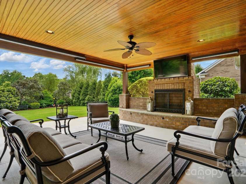 10205 Alouette Drive, Waxhaw, NC 28173.  MLS# CAR4253434, YatesRealty ID 34532. 