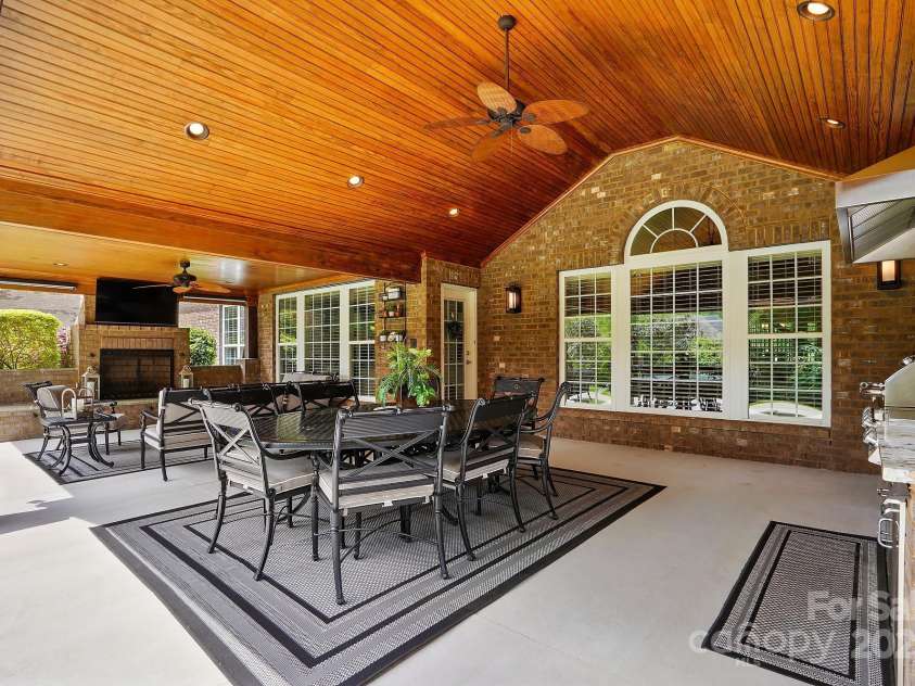 10205 Alouette Drive, Waxhaw, NC 28173.  MLS# CAR4253434, YatesRealty ID 34532. 