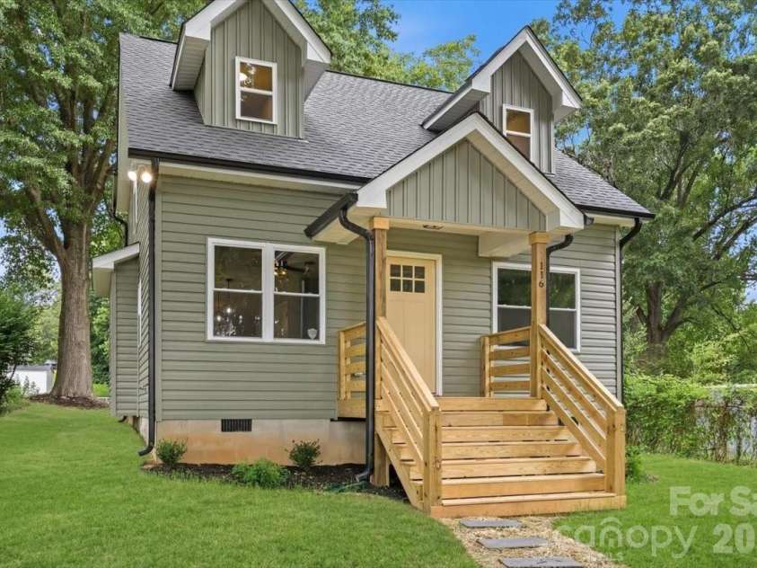 116 Newell Avenue, Kannapolis, NC 28081.  MLS# CAR4396956, YatesRealty ID 34532. 