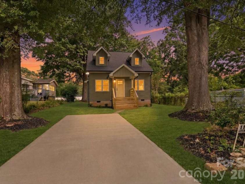 116 Newell Avenue, Kannapolis, NC 28081.  MLS# CAR4396956, YatesRealty ID 34532. 