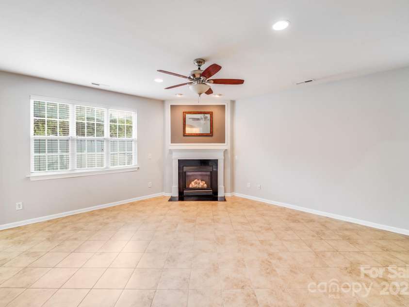 5917 Cactus Valley Road, Charlotte, NC 28277.  MLS# CAR4290407, YatesRealty ID 34533. 