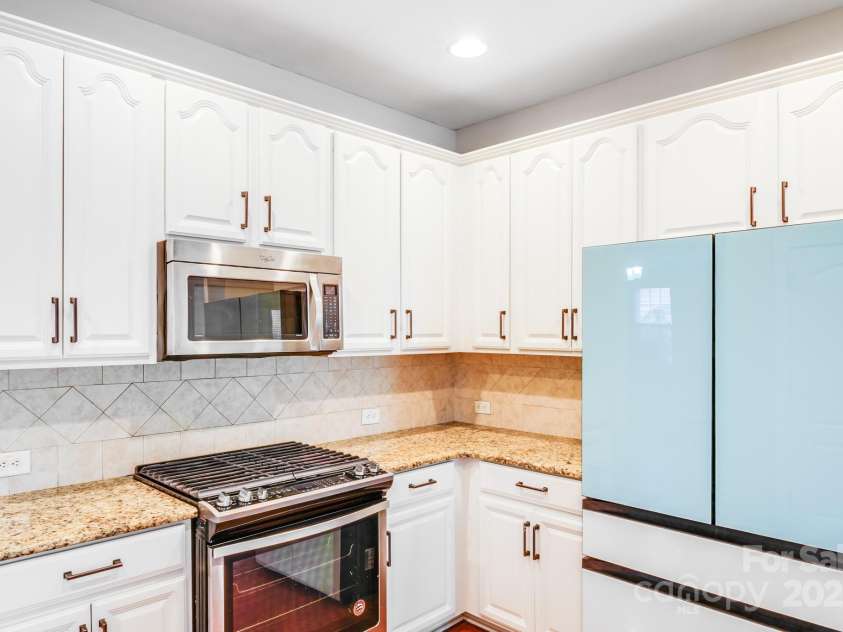 5917 Cactus Valley Road, Charlotte, NC 28277.  MLS# CAR4290407, YatesRealty ID 34533. 